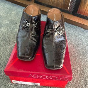 Close Toe Leather Heels